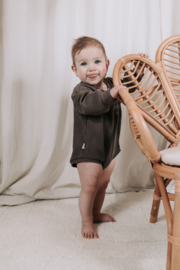 Sweaterromper gebreid poederbruin.