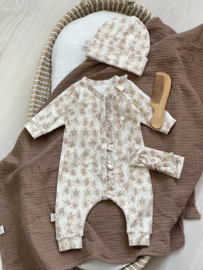 Mutsje lilly beige