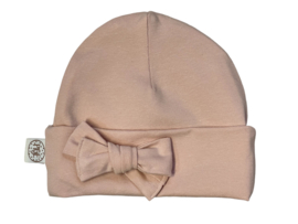 Mutsje nudepink met strik