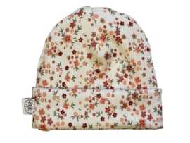 Mutsje kleine bloemetjes