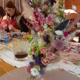Workshop Flowerhoop met droogbloemen en  kerstlichtjes