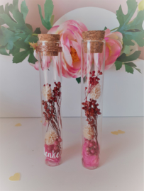 Droogbloemen in proefbuisje - roze en wit