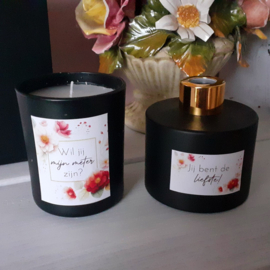 Geschenkdoos - Wil jij mijn meter zijn? -  met geurkaars en huisparfum (zwart)
