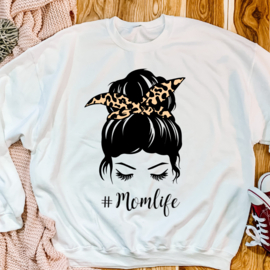 Sweater Messy bun cheetah #momlife
