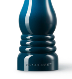 Pepermolen Medium Deep Teal Le Creuset