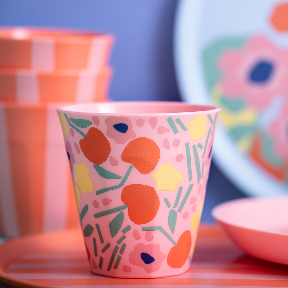 Beker Nora Blooms Sweet Pink M Koziol