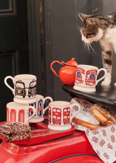 1/2 Pt Mok Black Cab Emma Bridgewater