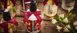 Orange, Clove & Cinnamon Handlotion LoveOlli (300 ml.) - Ulster Weavers