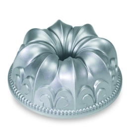 Fleur de Lis Bundt Tulbandvorm - Nordic Ware