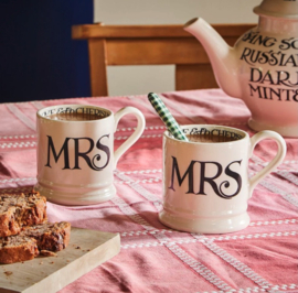 1/2 Pt Mokken 'Mrs & Mrs Black Toast'- Emma Bridgewater