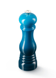 Pepermolen Medium Deep Teal Le Creuset