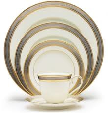 Dinerbord (27 cm.) - Noritake Contrella