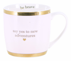 Mok Say Yes to New Adventures - Miss Étoile