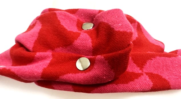 Rød og pink retro tørklæde