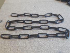 Black coloured chain 4 mm long link chain