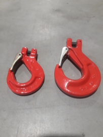 High-quality clevis sling hook with safety latch
