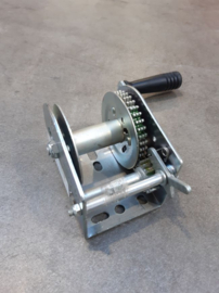 Goliath hand winch with ratchet - galvanised