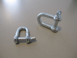 Galvanised D-shackles