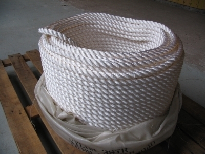 Spreek luid Vermelden Monet Nylon touw 16 mm | Nylon 3 strengs touw | Touw en staalkabelhandel J.E.Staal