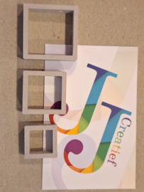 6 Vierkant groot, middel of klein  grijs