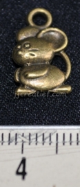Muisje ( brons)