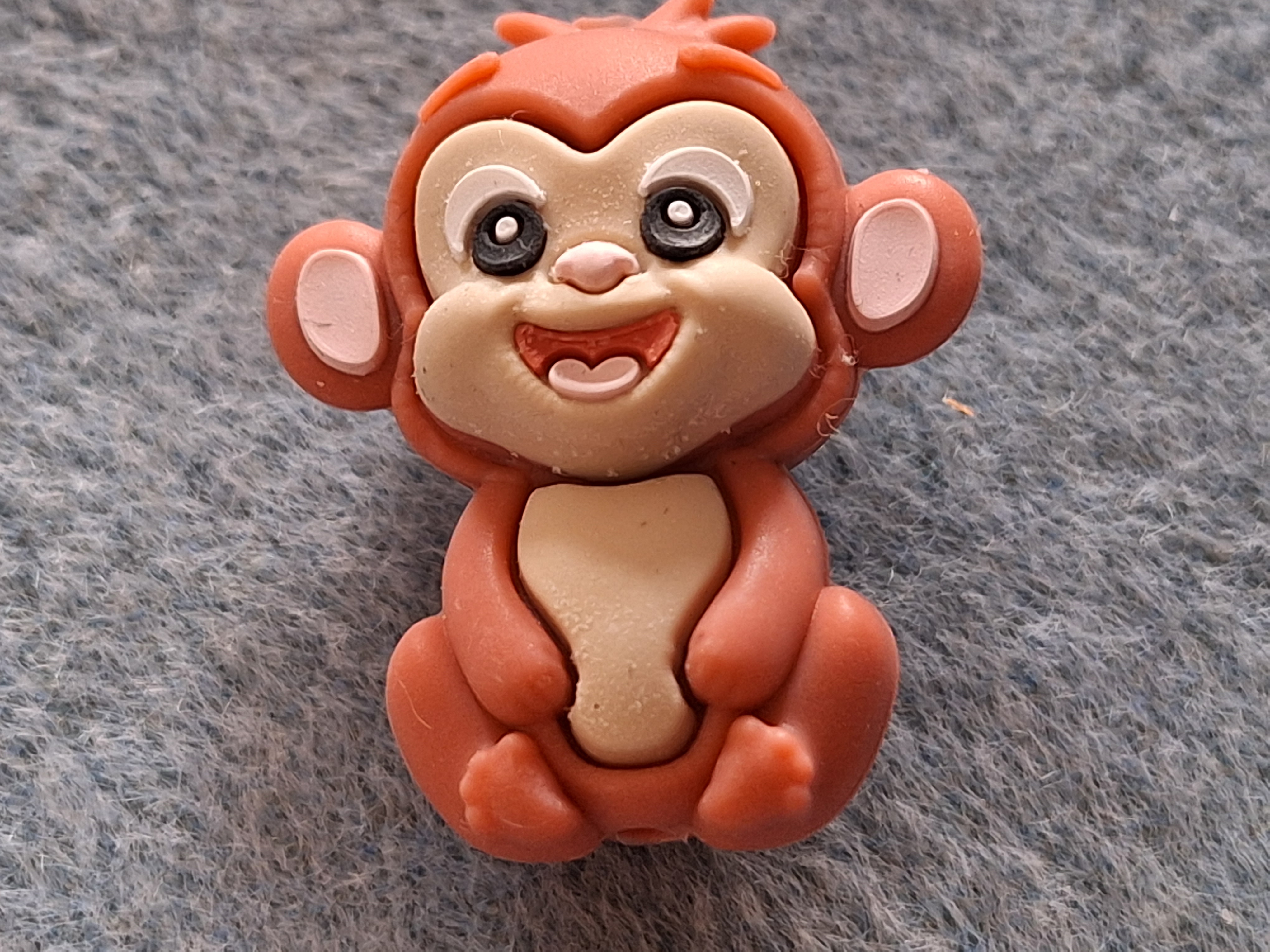 Aapje rood bruin