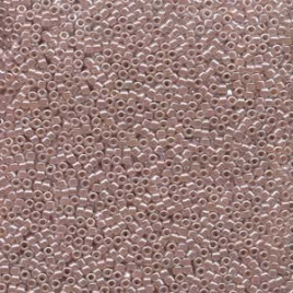DB0256 - Lined Crystal Taupe