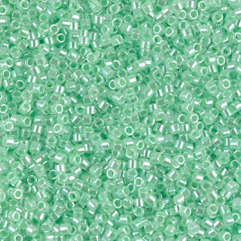 DB0237 - Lined Crystal Lt.Green