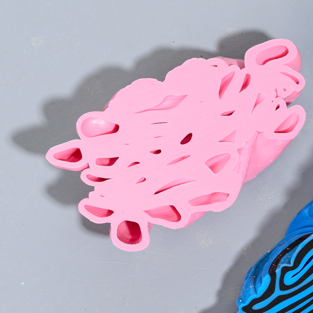 Pink ready-made - belonged to shelf no. 16 / 2025