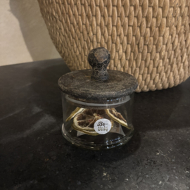 Voorraadpot met houten deksel