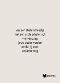 Postkaart vier een stralend feestje