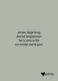 Postkaart zet een stapje terug