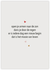 Postkaart open je armen naar de zon