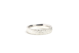 Stoere zilveren ring