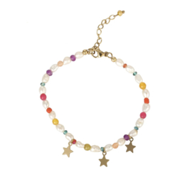 Gouden stainless steel armband met kralen en bedels