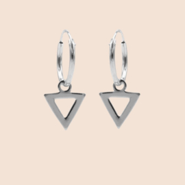 Oorbellen met bedel triangel - echt zilver