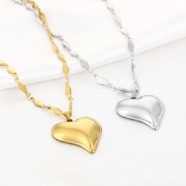 Lange ketting met hartje