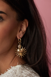 Stainless steel oorbellen goud met kralen en hart