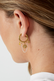Oorbellen stainless steel in goud en zilver met imitatie parels en bedels