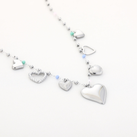 Stainless steel ketting met hartjes bedels zilver