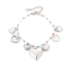 Bedelarmband zilver met hartjes