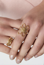 Statement ring sunflower