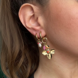 Levering in juni: Oorbellen set met bloem en parel