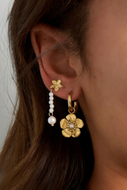 Stainless steel oorbellen zilver en goud met bloem parel