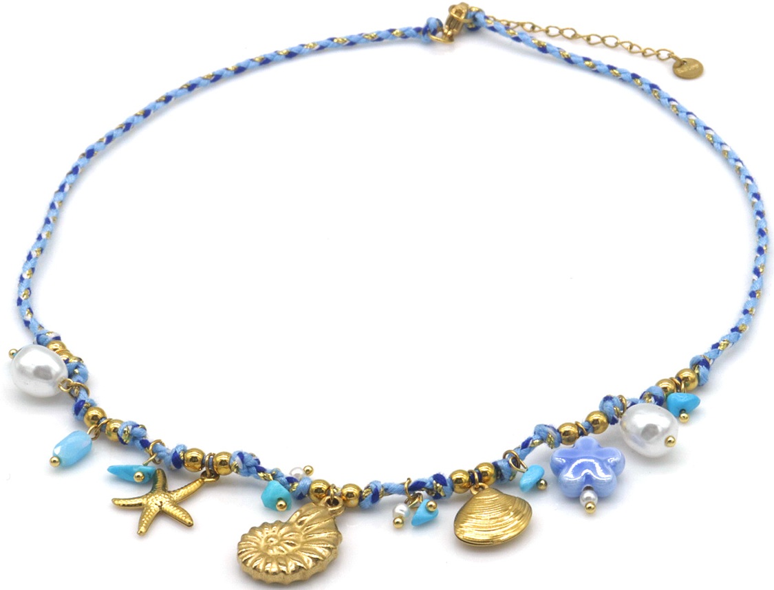 Ketting pretty beach