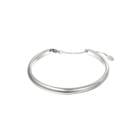 Smooth bangle