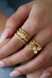 Statement ring met meerdere lagen hartje goud