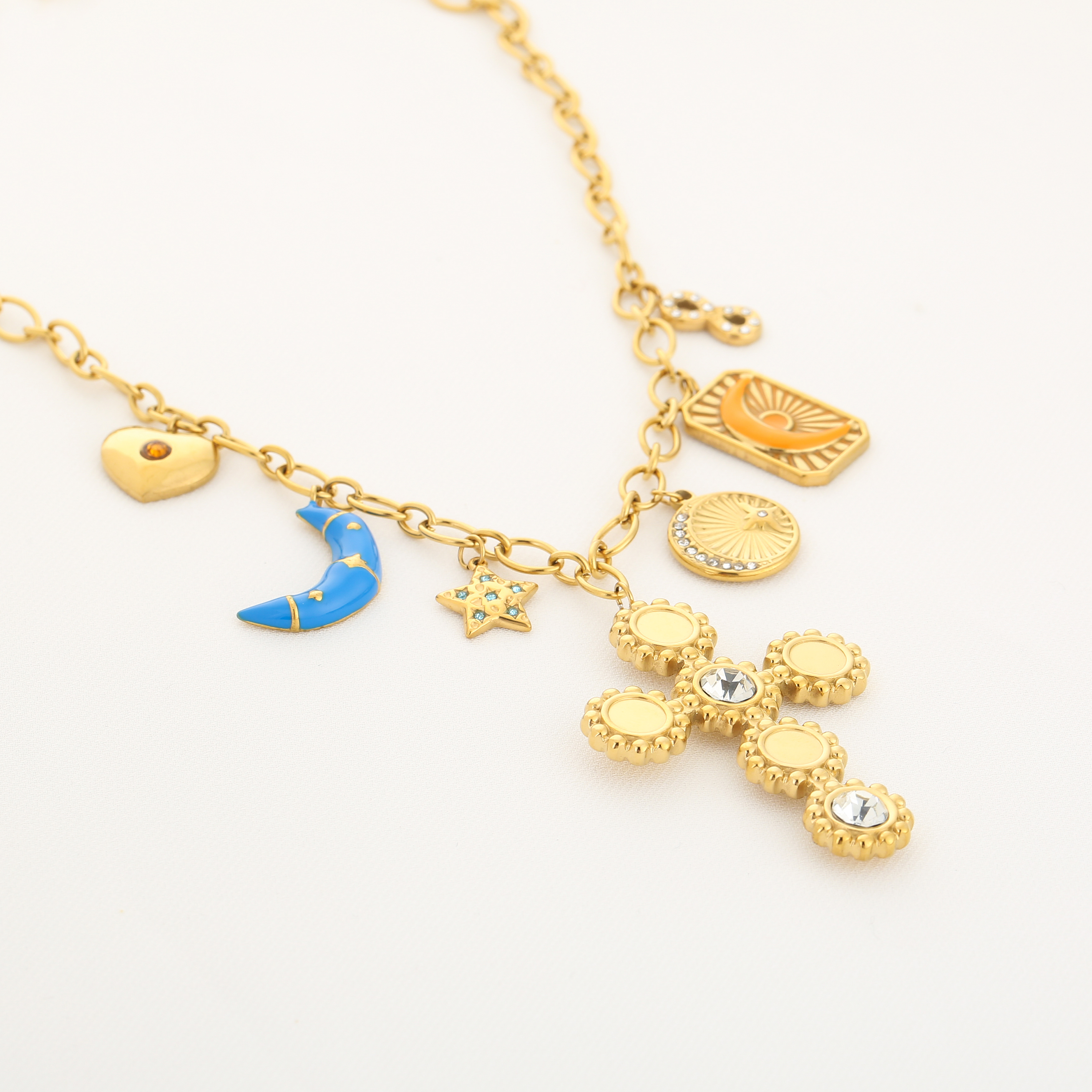 Bedelketting cross