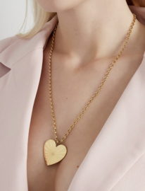 Lange ketting met groot hart