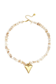 Ketting met kralen beige en goud hartje